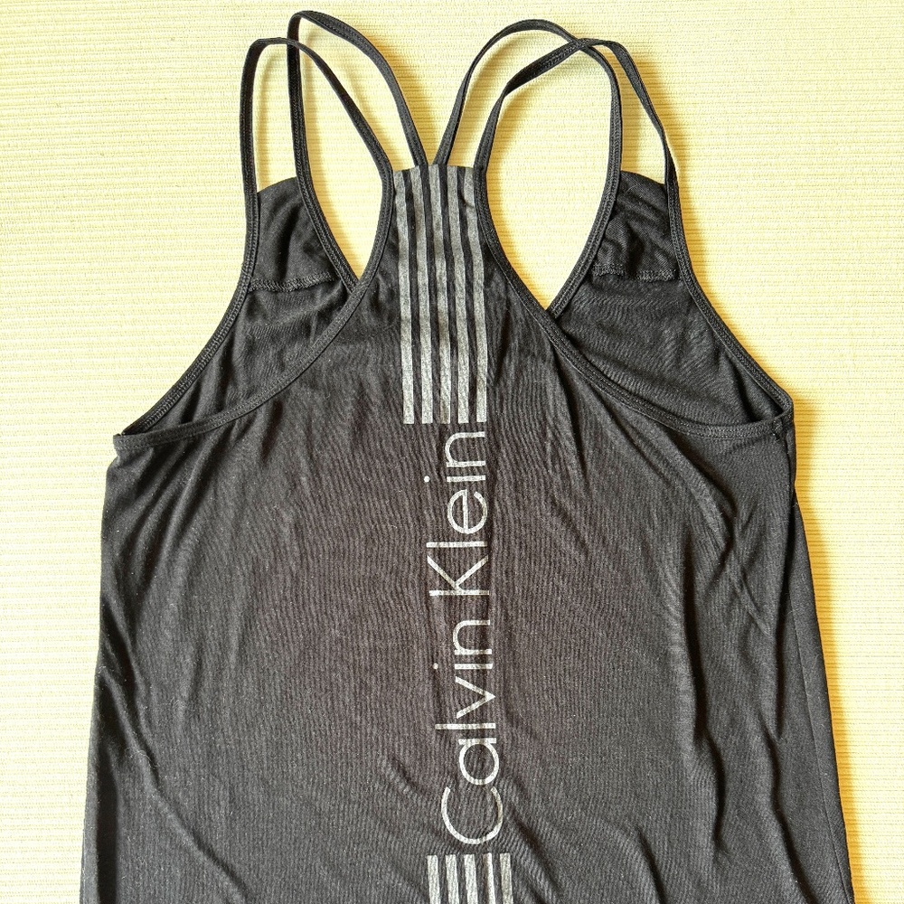 CALVIN KLIEN - Racerback Workout Top